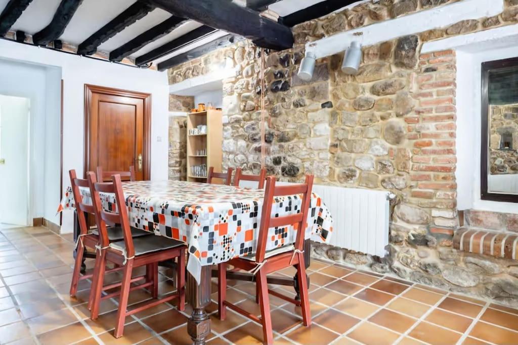 La Jomeruca ,Espaciosa Casa Rural Cerca De Playa Y Montana Carranceja エクステリア 写真